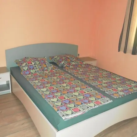 Mari Guest * Золотые Пески