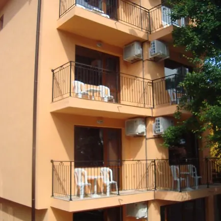 Гостевой дом Mari Guest *